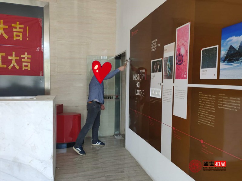 展厅装修开工现场照片 展厅装修开工现场照片